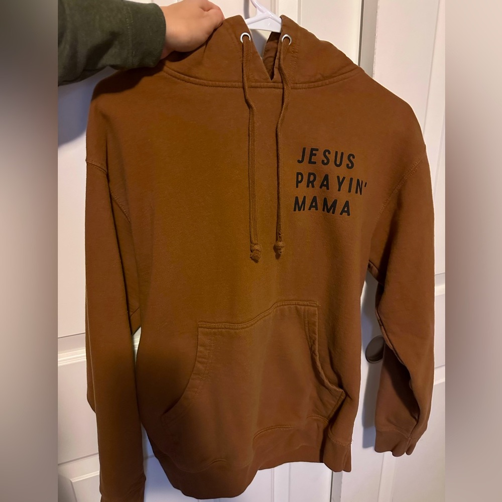 Jesus praying Mama hoodie, women’s size small hoodie, Cozy hoodie